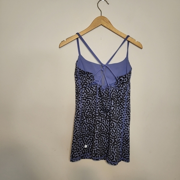 Lululemon Athletica Animal Print Blue Tank Top Size 6 - Picture 2 of 6